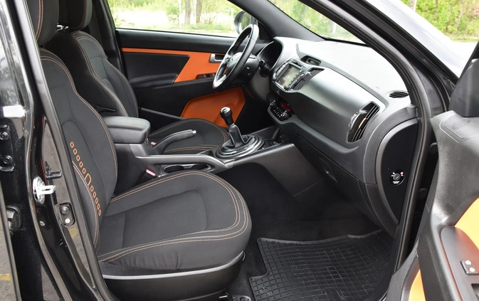 Kia Sportage cena 54800 przebieg: 154216, rok produkcji 2012 z Sulejówek małe 781